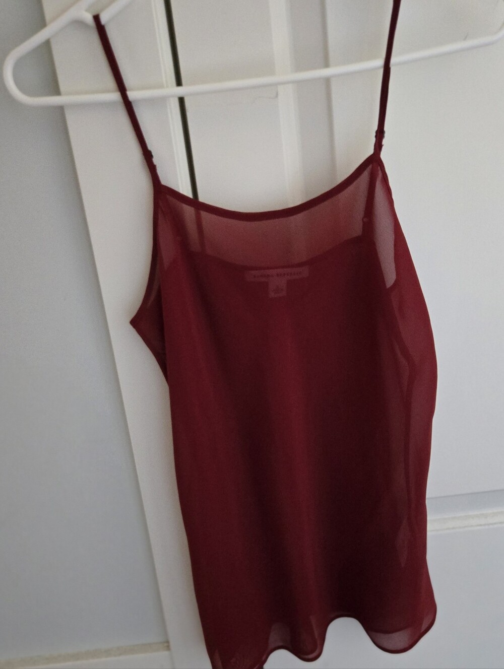 Size 0 Banana Republic Sheer Camisole